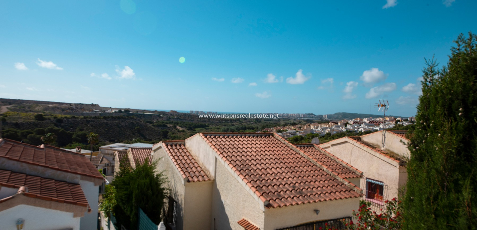 Venta - Chalet Independiente - Urb. La Marina