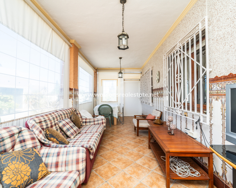 Venta - Chalet Independiente - Urb. La Marina
