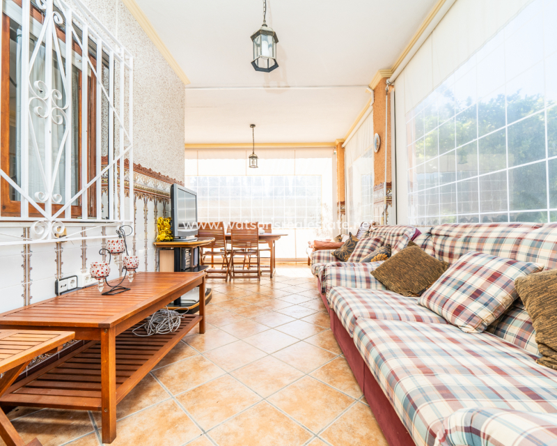 Venta - Chalet Independiente - Urb. La Marina