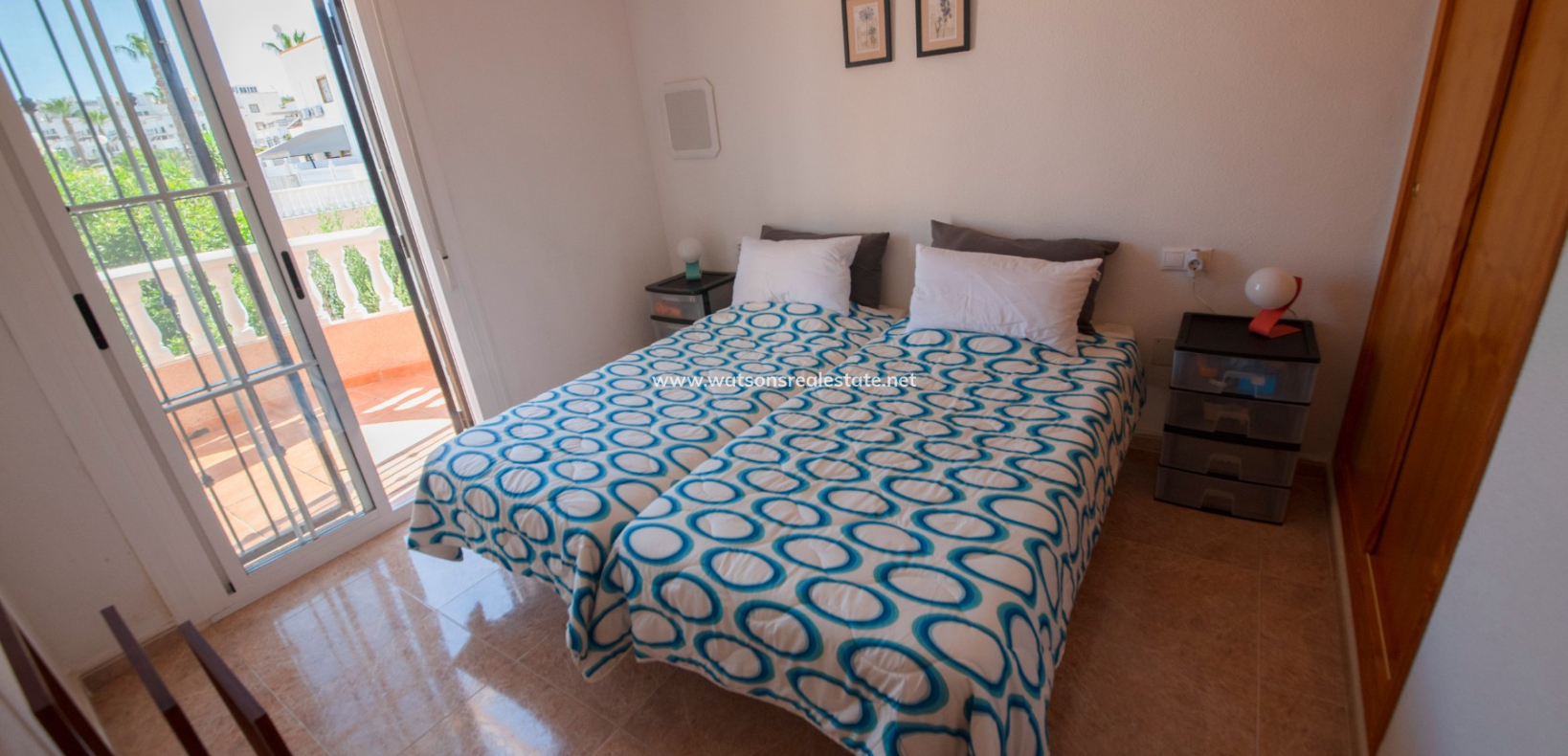 Venta - Chalet Independiente - Urb. La Marina
