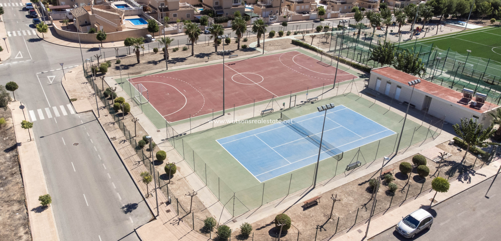 Venta - Chalet Independiente - Urb. La Marina