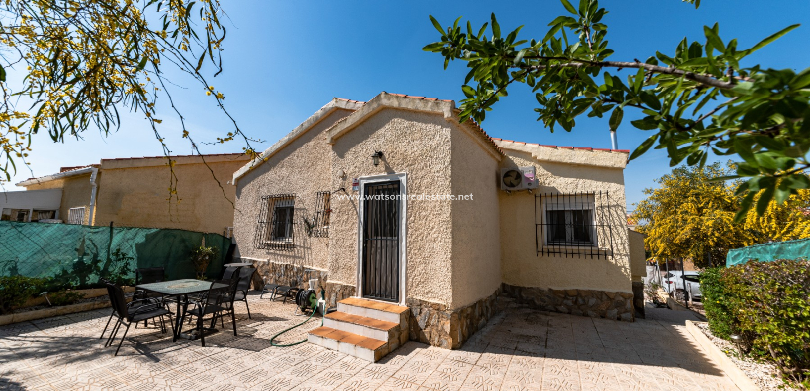 Venta - Chalet Independiente - Urb. La Marina