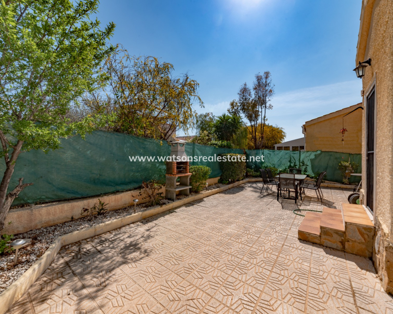 Venta - Chalet Independiente - Urb. La Marina