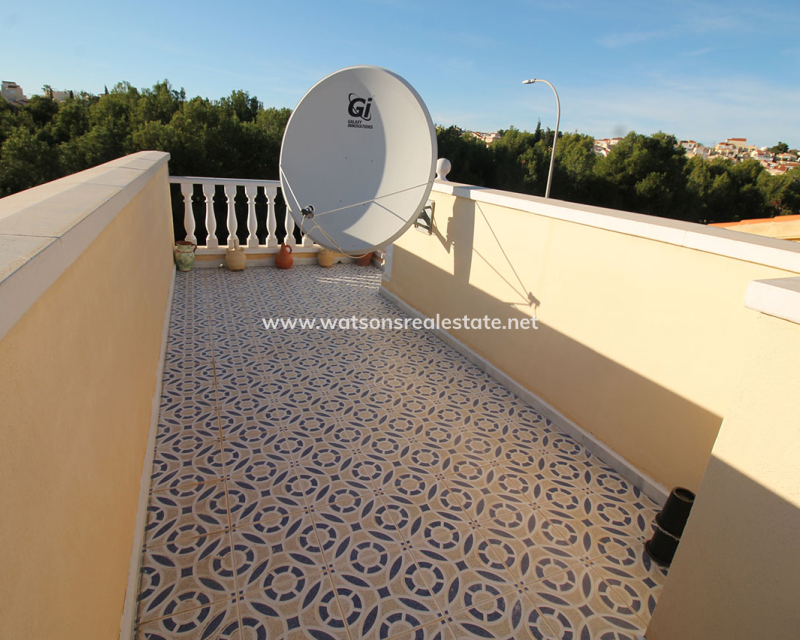 Venta - Chalet Independiente - Urb. La Marina