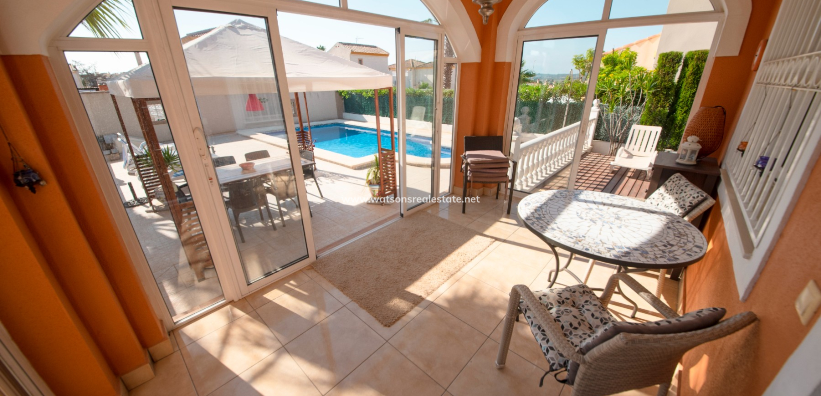 Venta - Chalet Independiente - Urb. La Marina