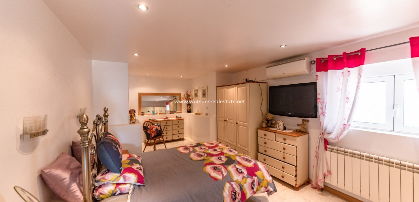 Venta - Chalet Independiente - Urb. La Marina