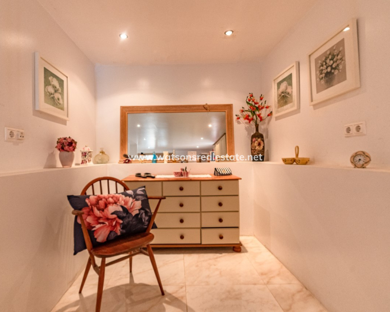 Venta - Chalet Independiente - Urb. La Marina