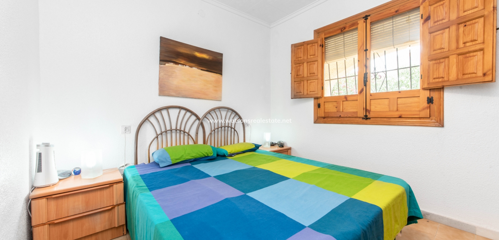 Venta - Chalet Independiente - Urb. La Marina