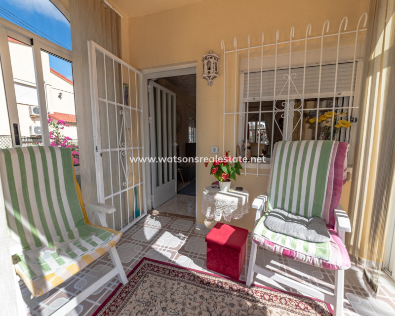 Venta - Chalet Independiente - Urb. La Marina