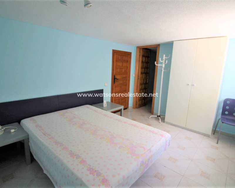 Venta - Chalet Independiente - Urb. La Marina