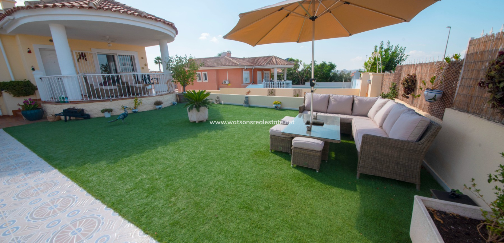Venta - Chalet Independiente - Urb. La Marina