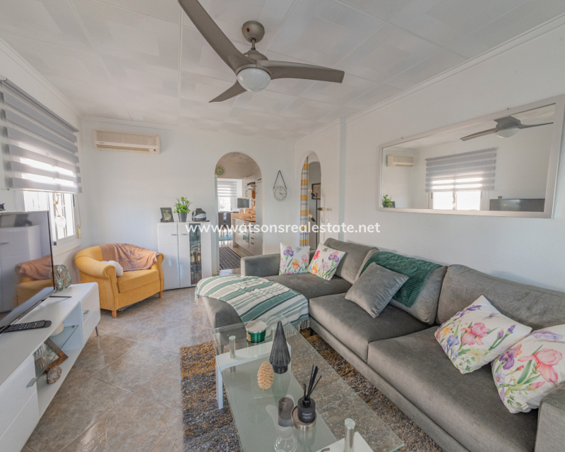 Venta - Chalet Independiente - Urb. La Marina
