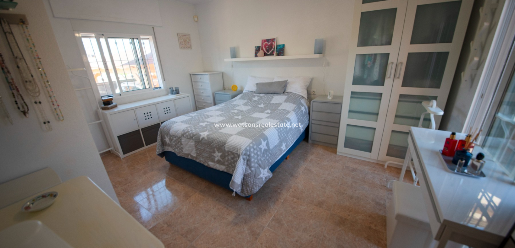 Venta - Chalet Independiente - Urb. La Marina