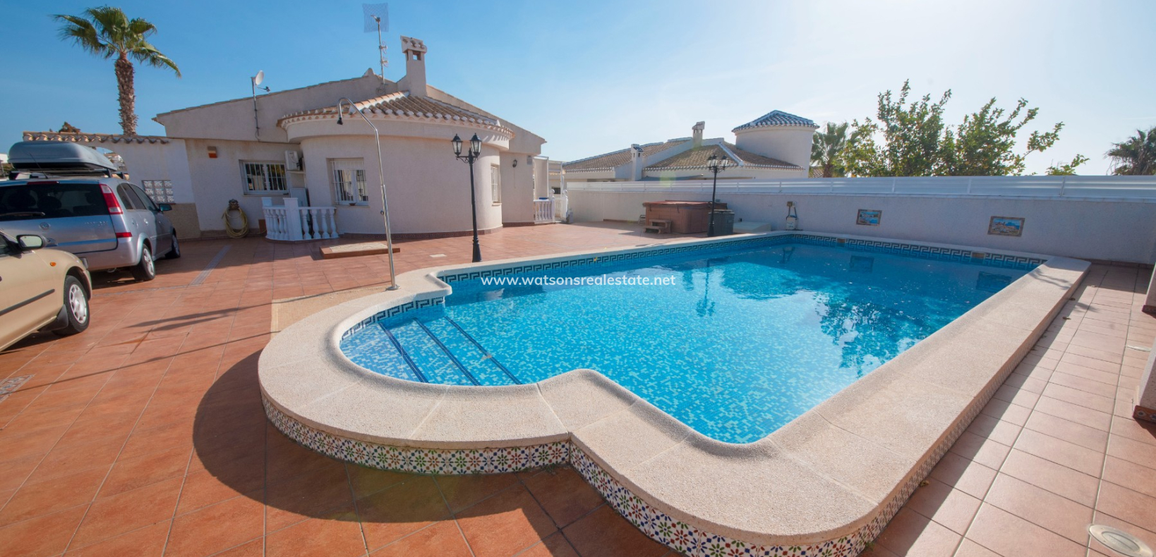 Venta - Chalet Independiente - Urb. La Marina