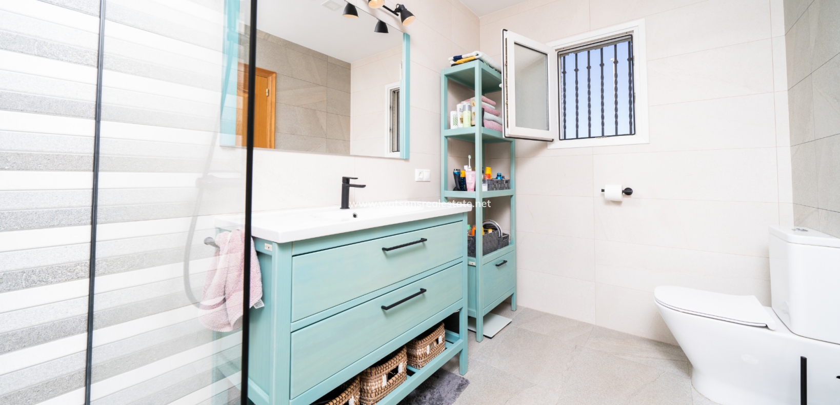 Venta - Chalet Independiente - Urb. La Marina