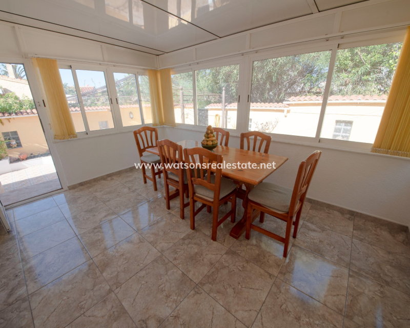Venta - Chalet Independiente - Urb. La Marina