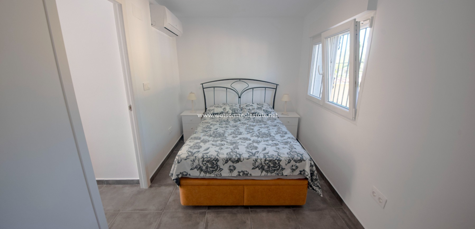 Venta - Chalet Independiente - Urb. La Marina