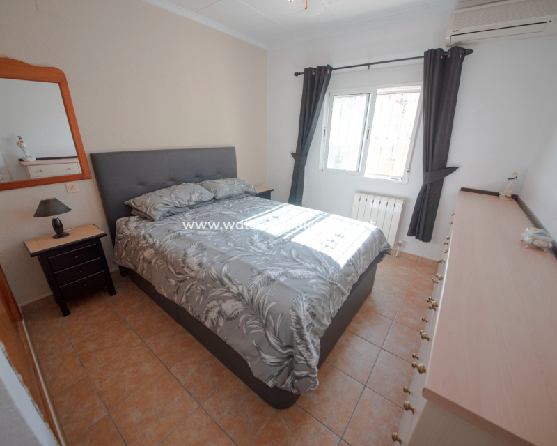Venta - Chalet Independiente - Urb. La Marina
