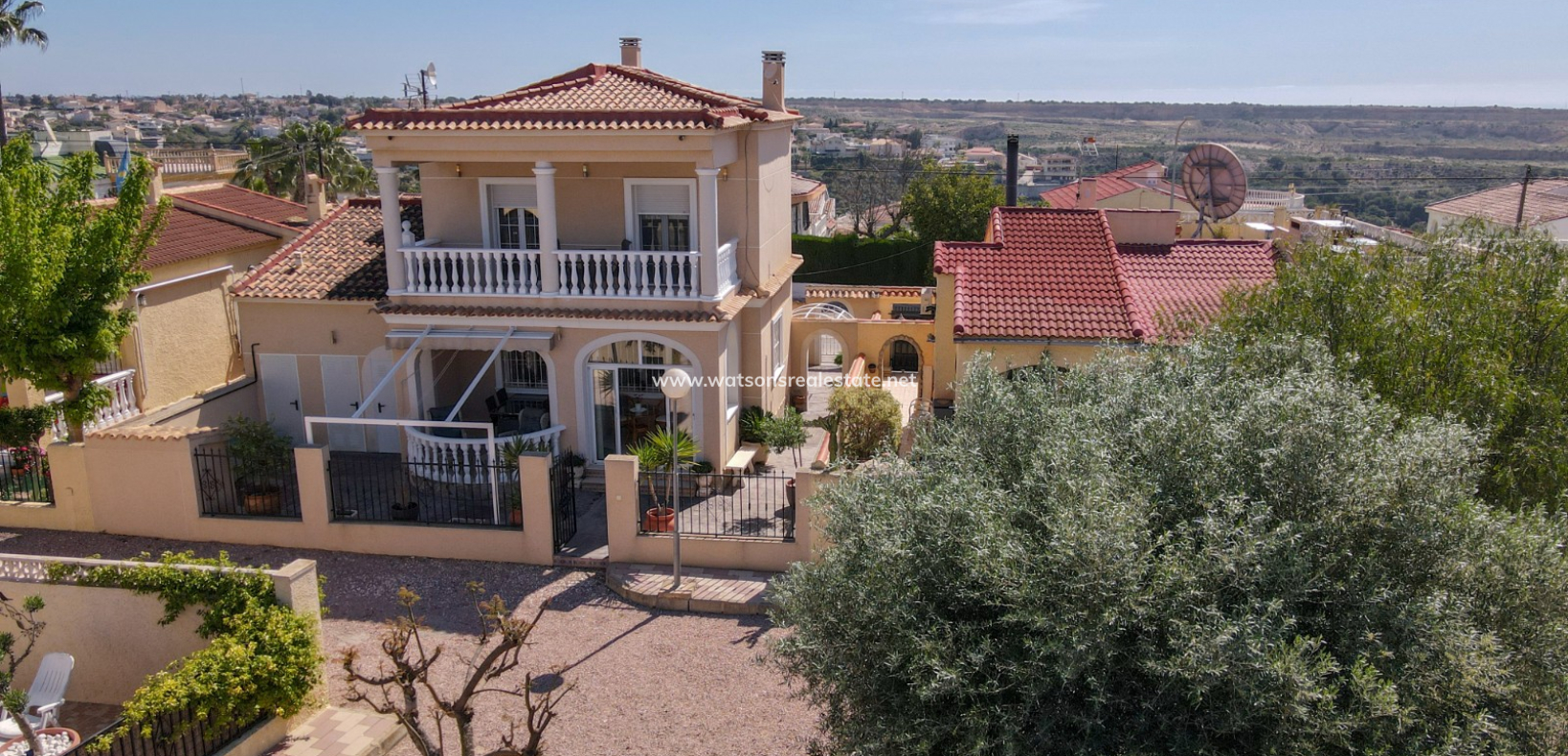 Venta - Chalet Independiente - Urb. La Marina