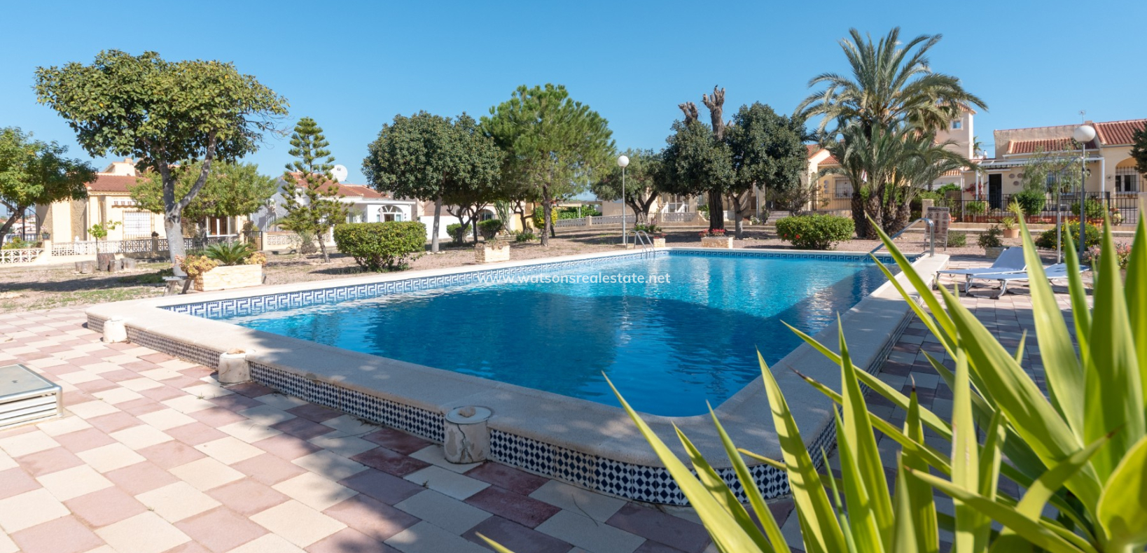 Venta - Chalet Independiente - Urb. La Marina