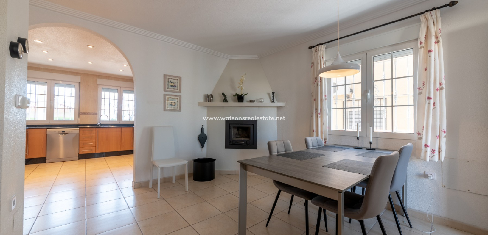 Venta - Chalet Independiente - Urb. La Marina