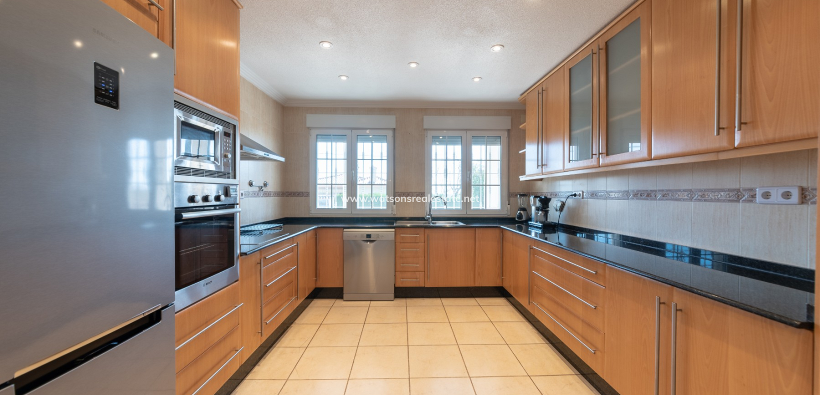 Venta - Chalet Independiente - Urb. La Marina