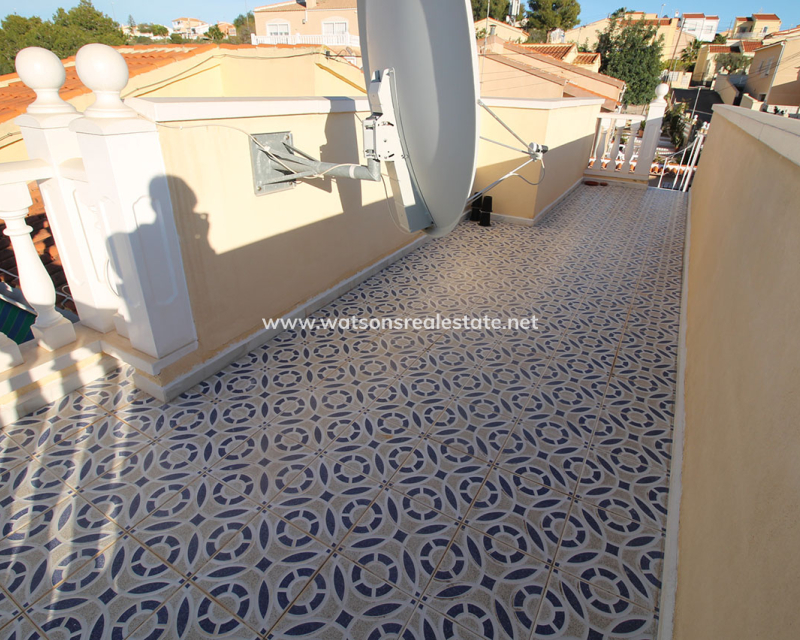 Venta - Chalet Independiente - Urb. La Marina
