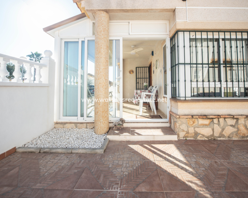Venta - Chalet Independiente - Urb. La Marina
