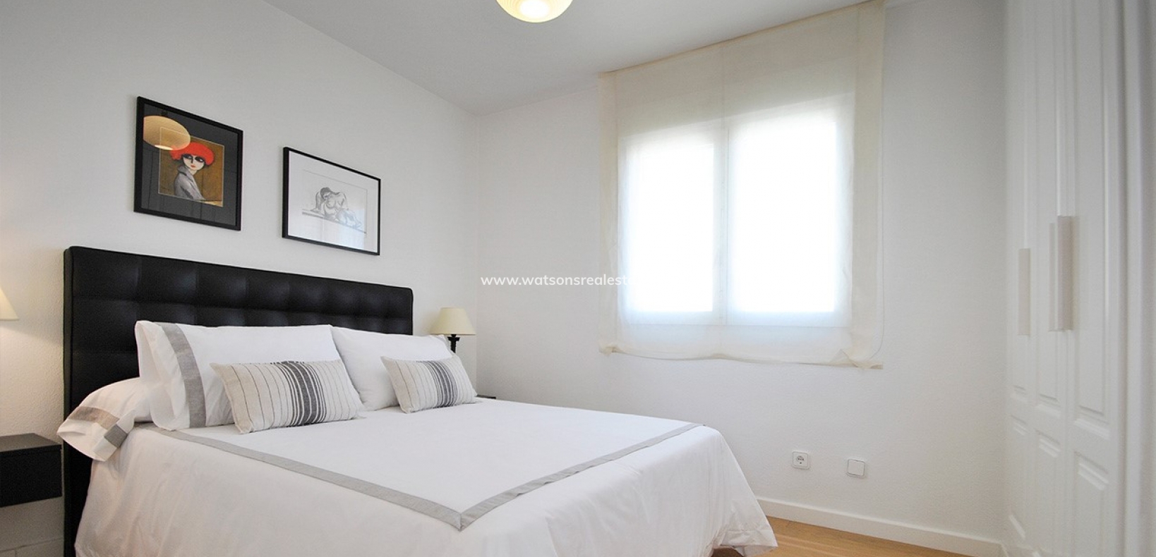 Venta - Chalet Independiente - Urb. La Marina