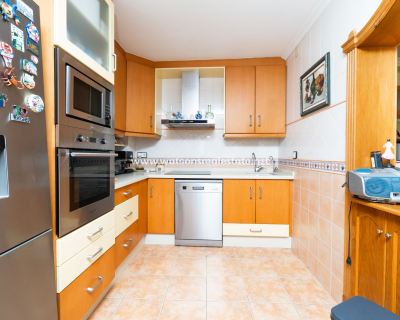 Venta - Chalet Independiente - Urb. La Marina