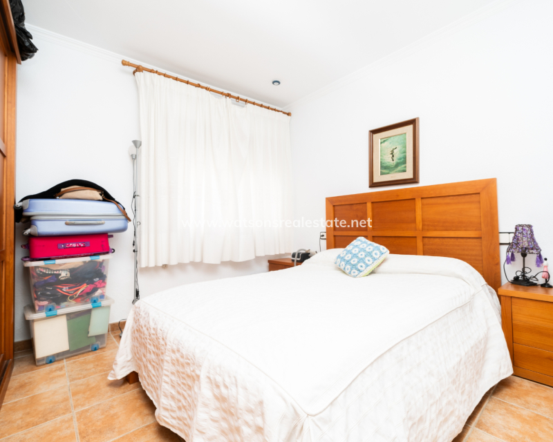 Venta - Chalet Independiente - Urb. La Marina