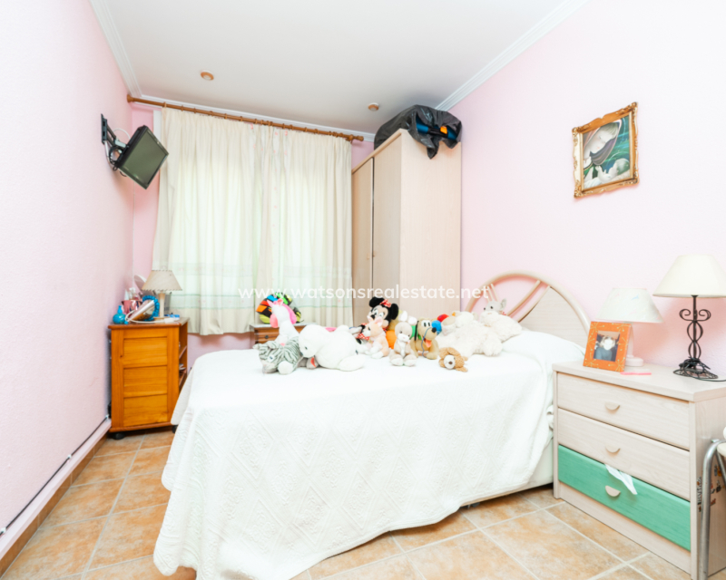 Venta - Chalet Independiente - Urb. La Marina