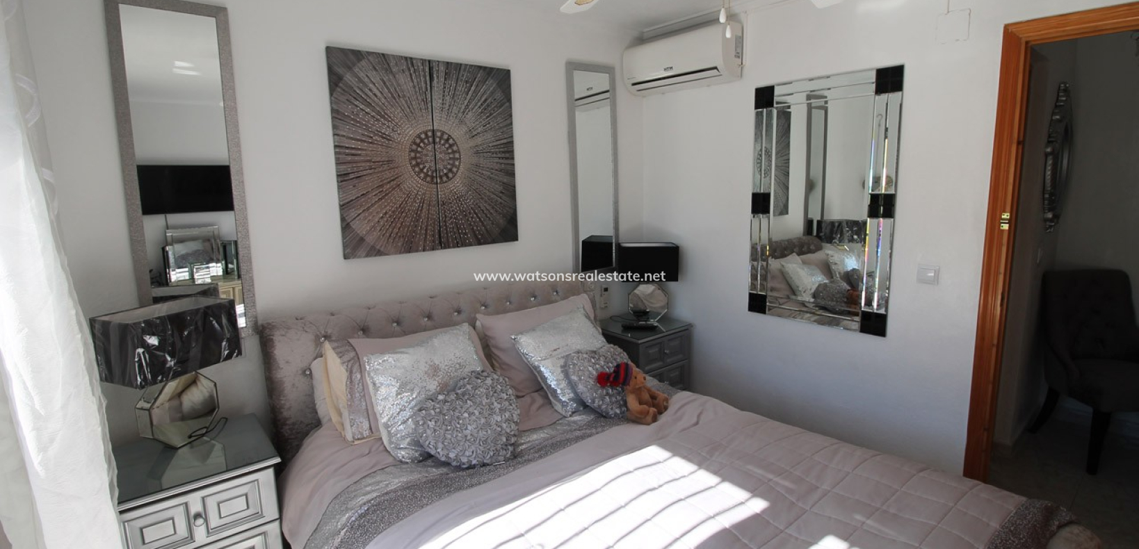 Venta - Chalet Independiente - Urb. La Marina