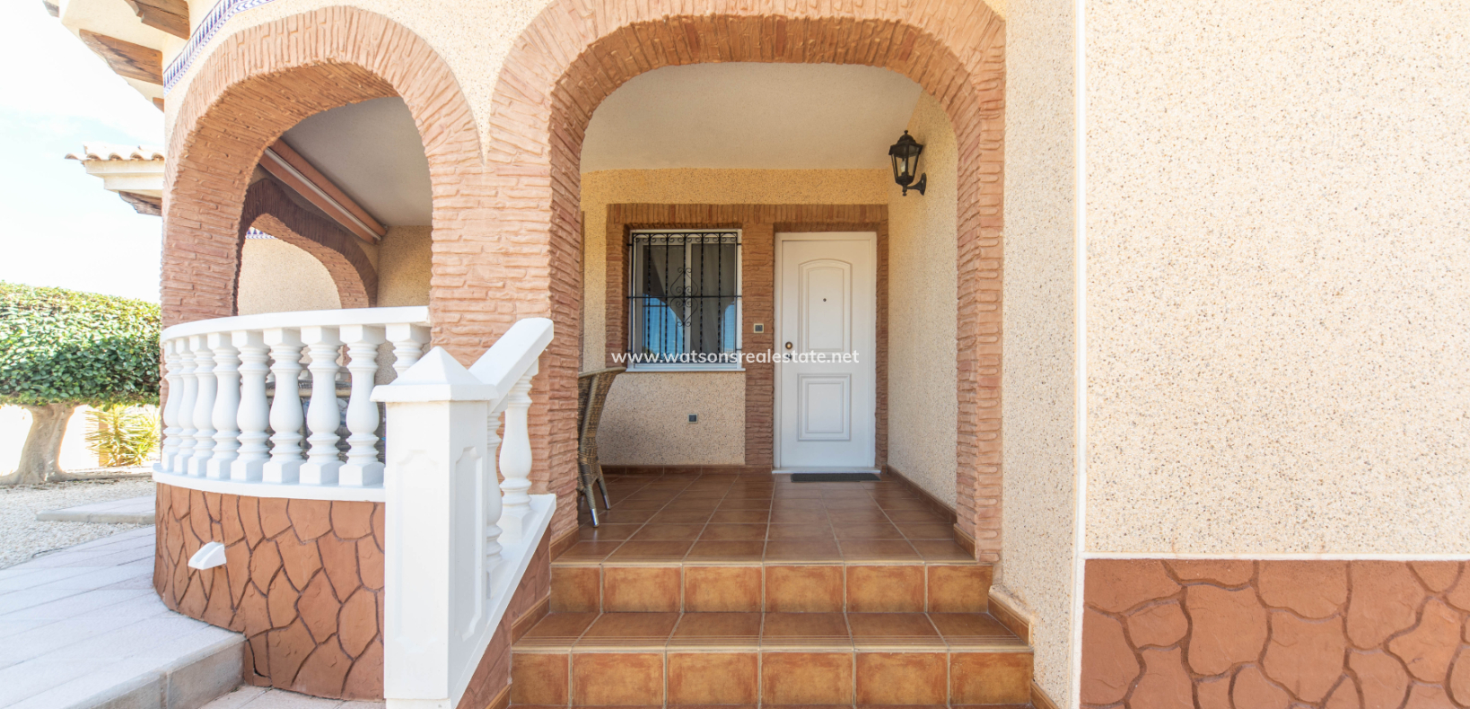 Venta - Chalet Independiente - Urb. La Marina