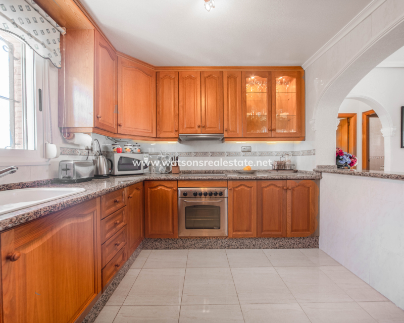 Venta - Chalet Independiente - Urb. La Marina