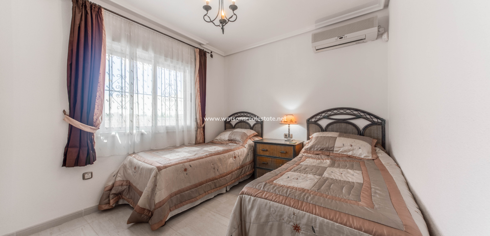 Venta - Chalet Independiente - Urb. La Marina