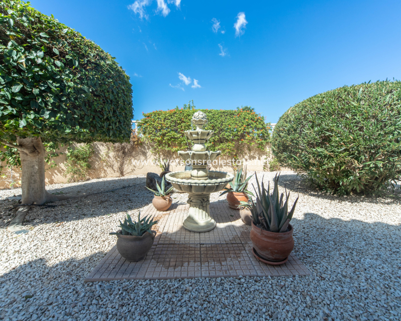 Venta - Chalet Independiente - Urb. La Marina