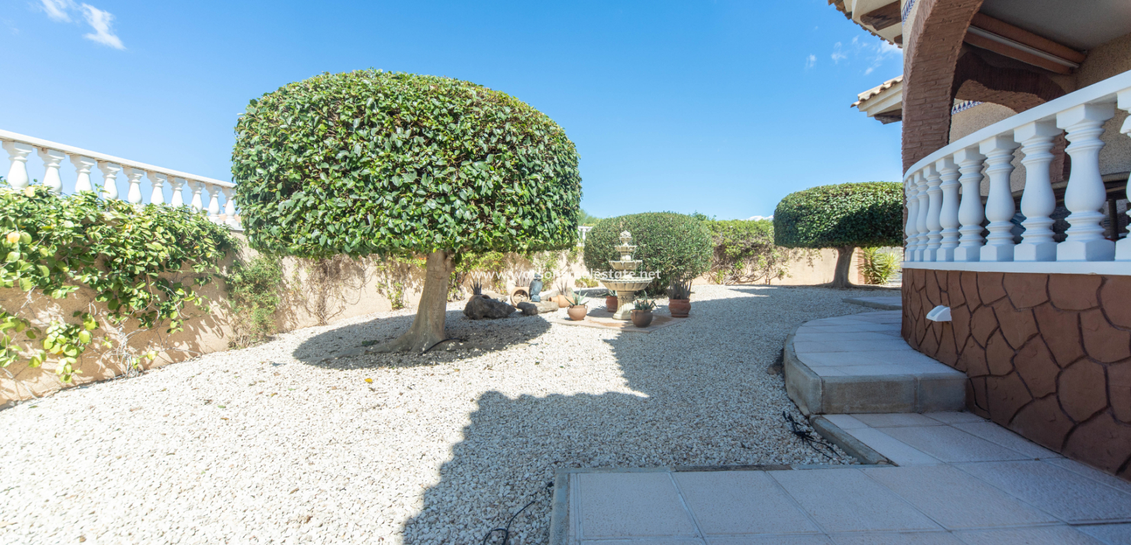 Venta - Chalet Independiente - Urb. La Marina