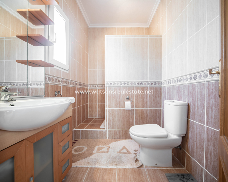 Venta - Chalet Independiente - Urb. La Marina
