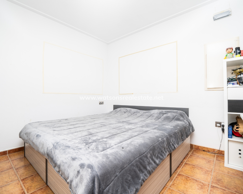 Venta - Chalet Independiente - Urb. La Marina