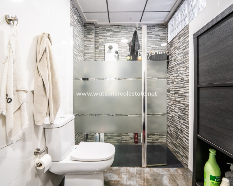 Venta - Chalet Independiente - Urb. La Marina