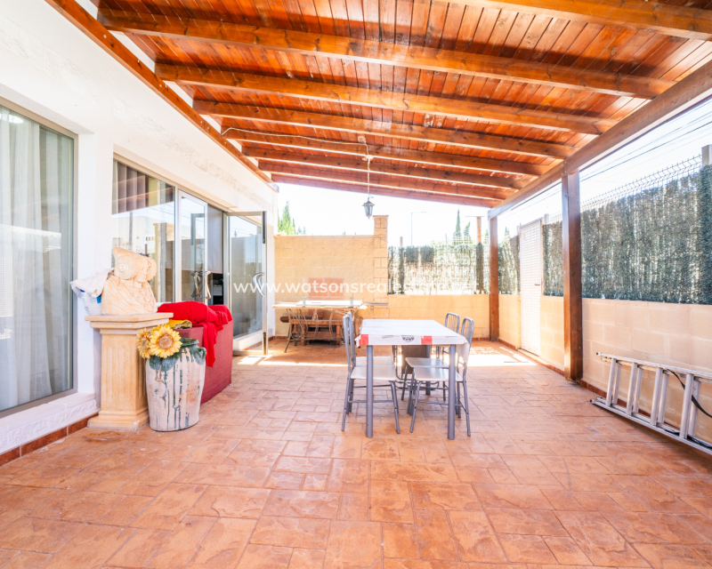 Venta - Chalet Independiente - Urb. La Marina