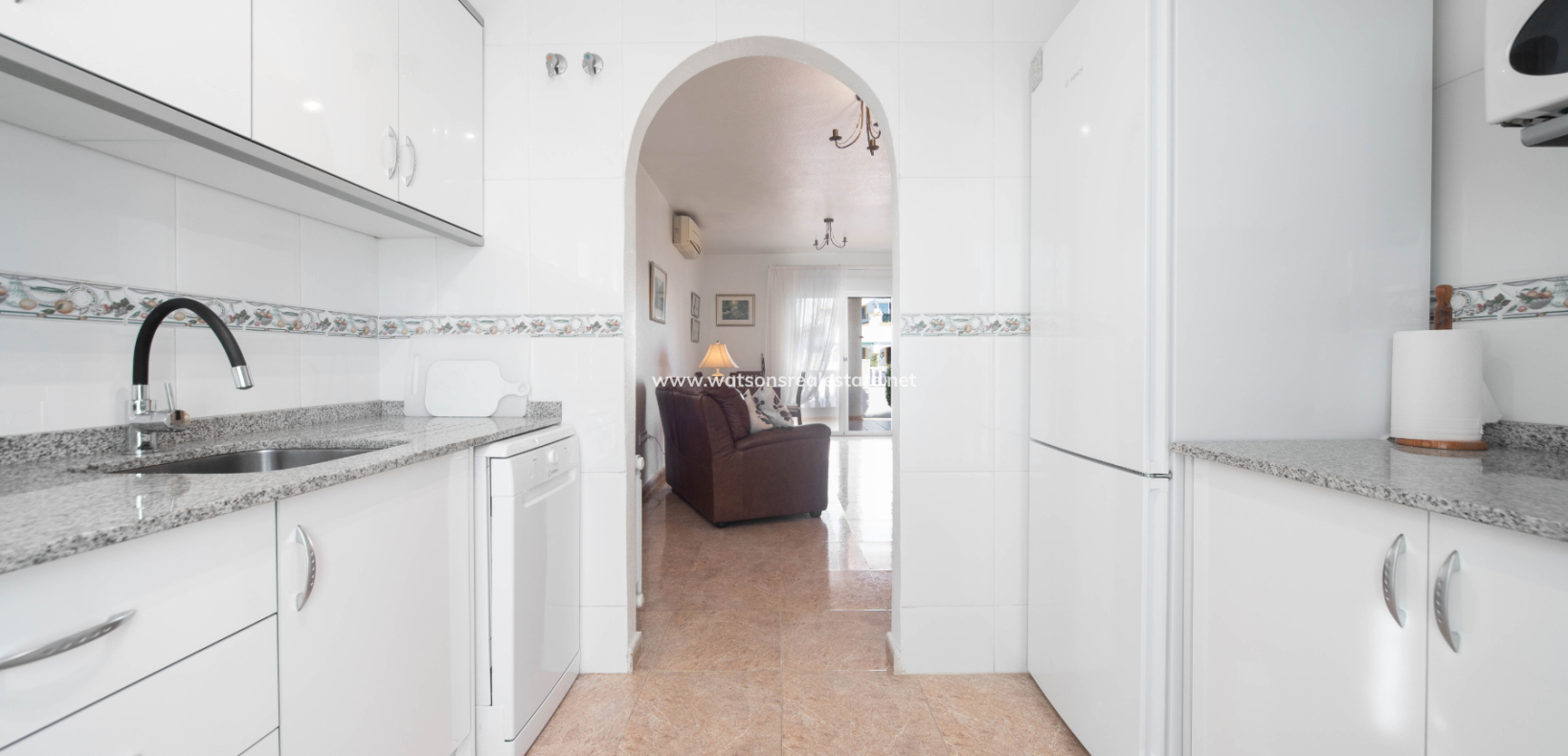 Venta - Chalet Independiente - Urb. La Marina