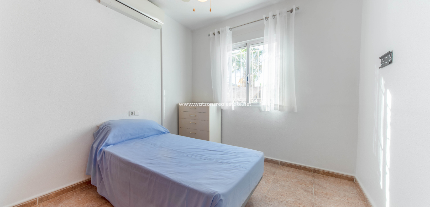 Venta - Chalet Independiente - Urb. La Marina