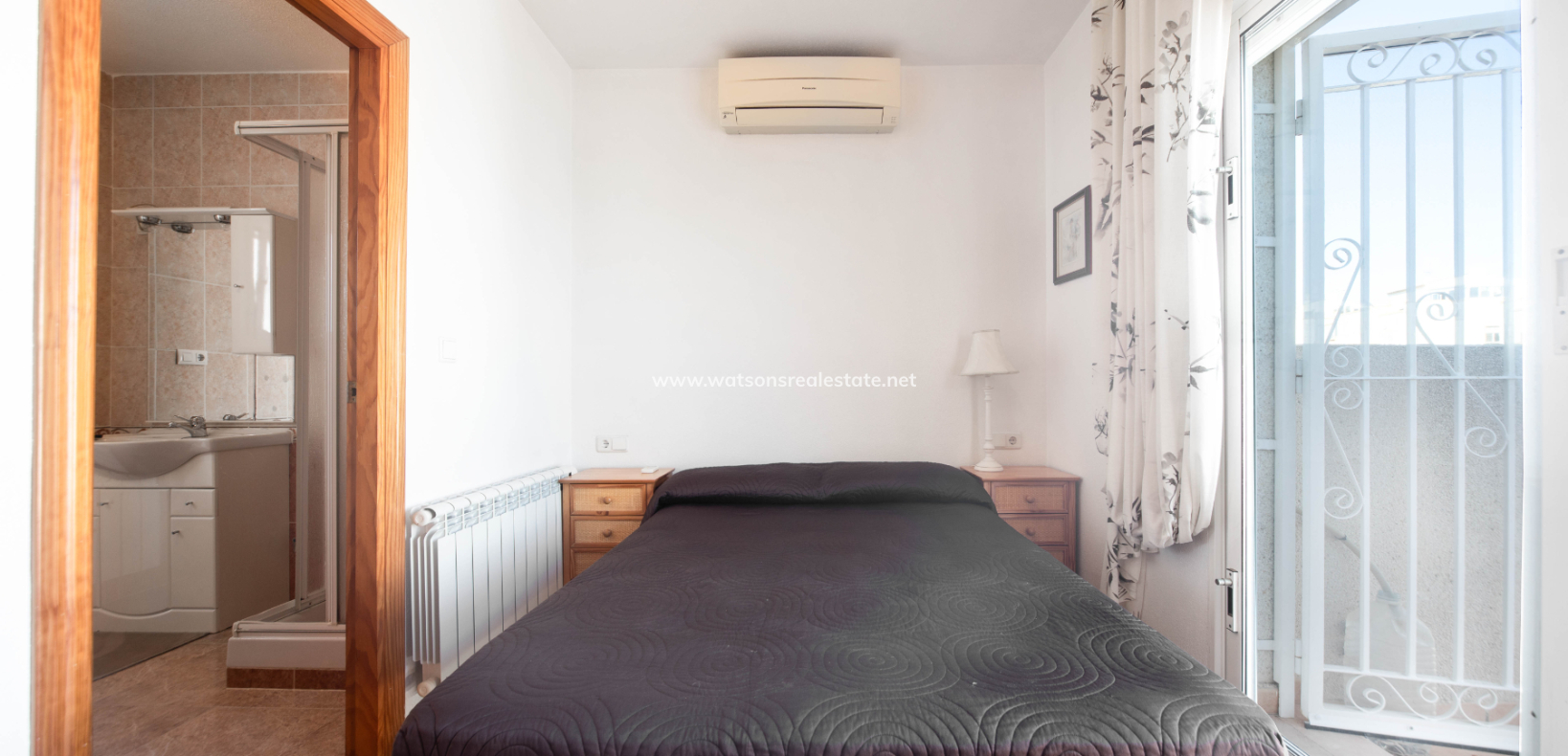 Venta - Chalet Independiente - Urb. La Marina