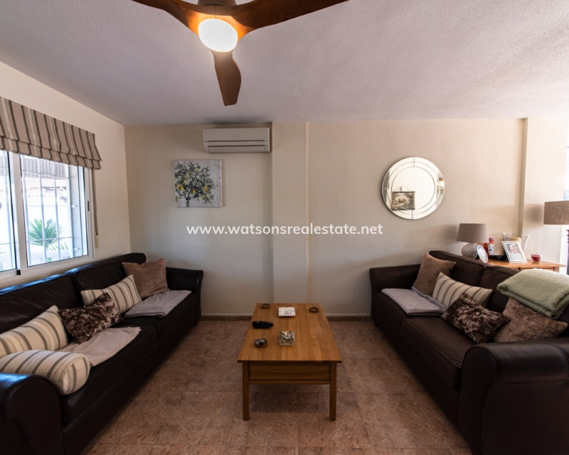 Venta - Chalet Independiente - Urb. La Marina