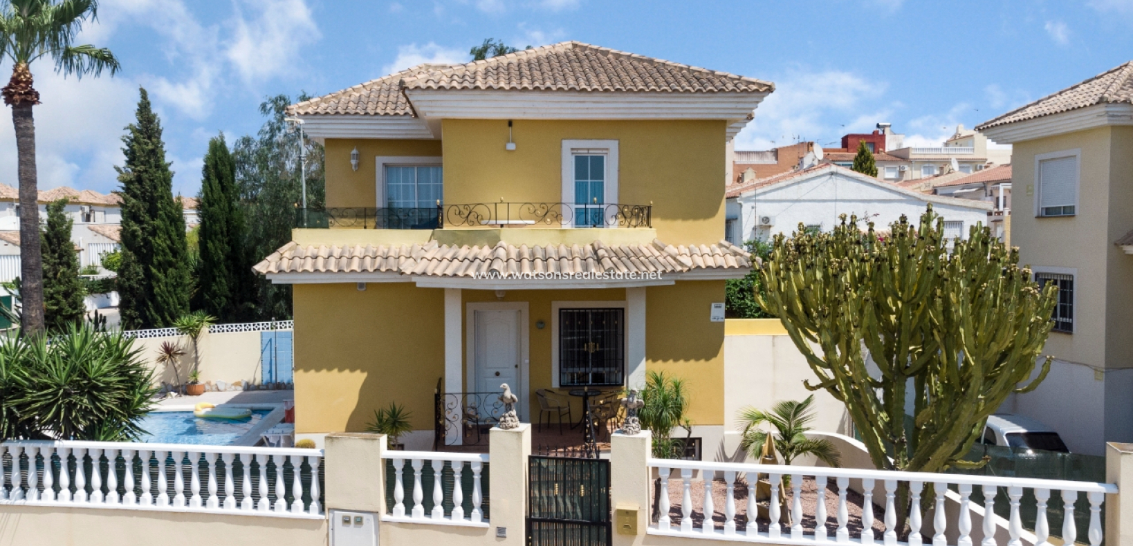 Venta - Chalet Independiente - Urb. La Marina