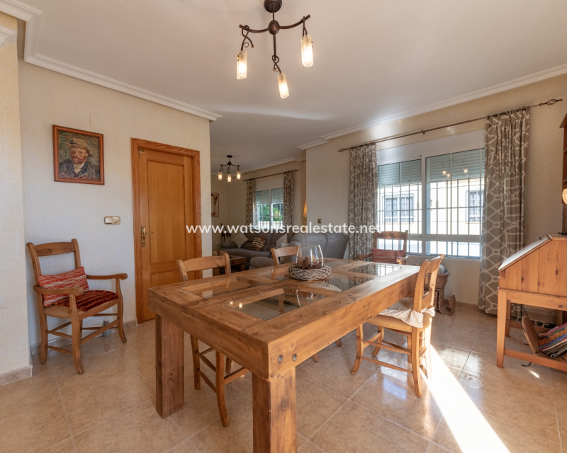 Venta - Chalet Independiente - Urb. La Marina