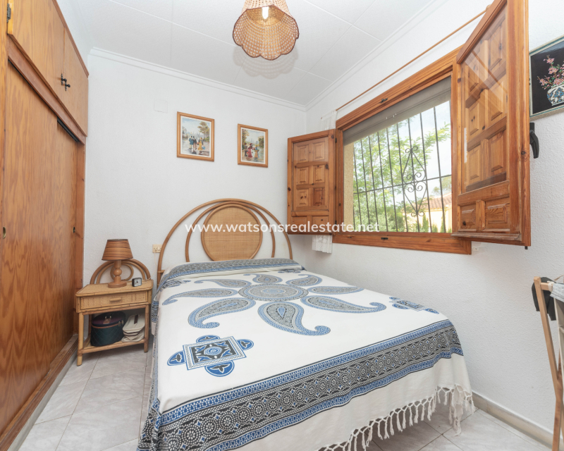 Venta - Chalet Independiente - Urb. La Marina