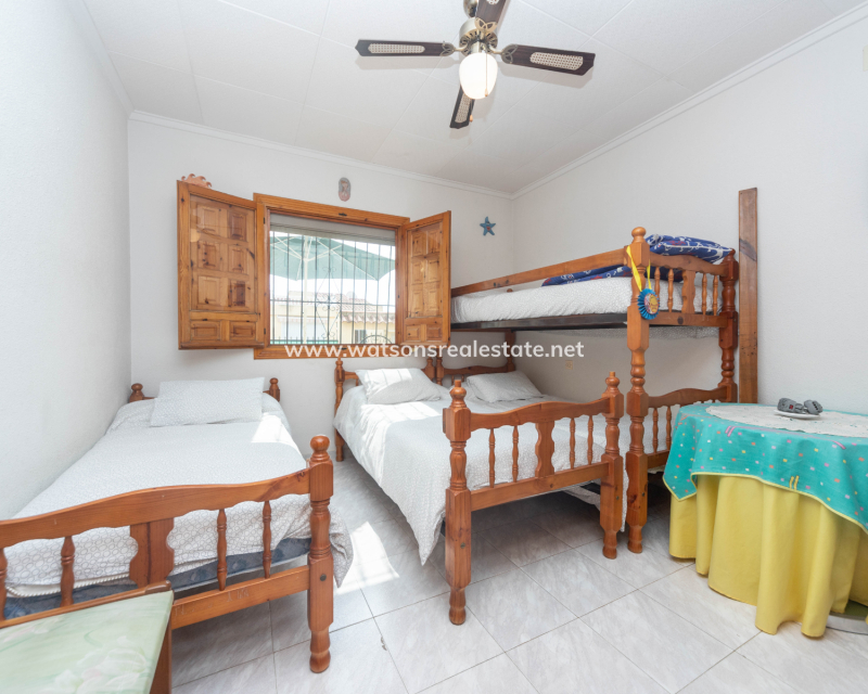 Venta - Chalet Independiente - Urb. La Marina